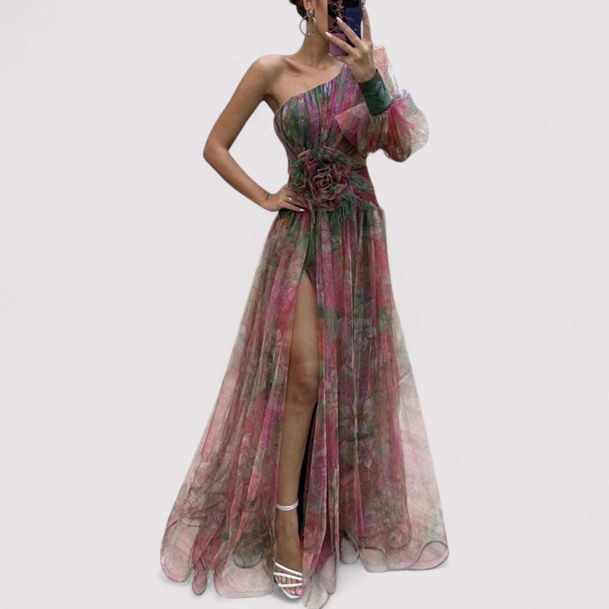 Liva™ | Off-shoulder kjole