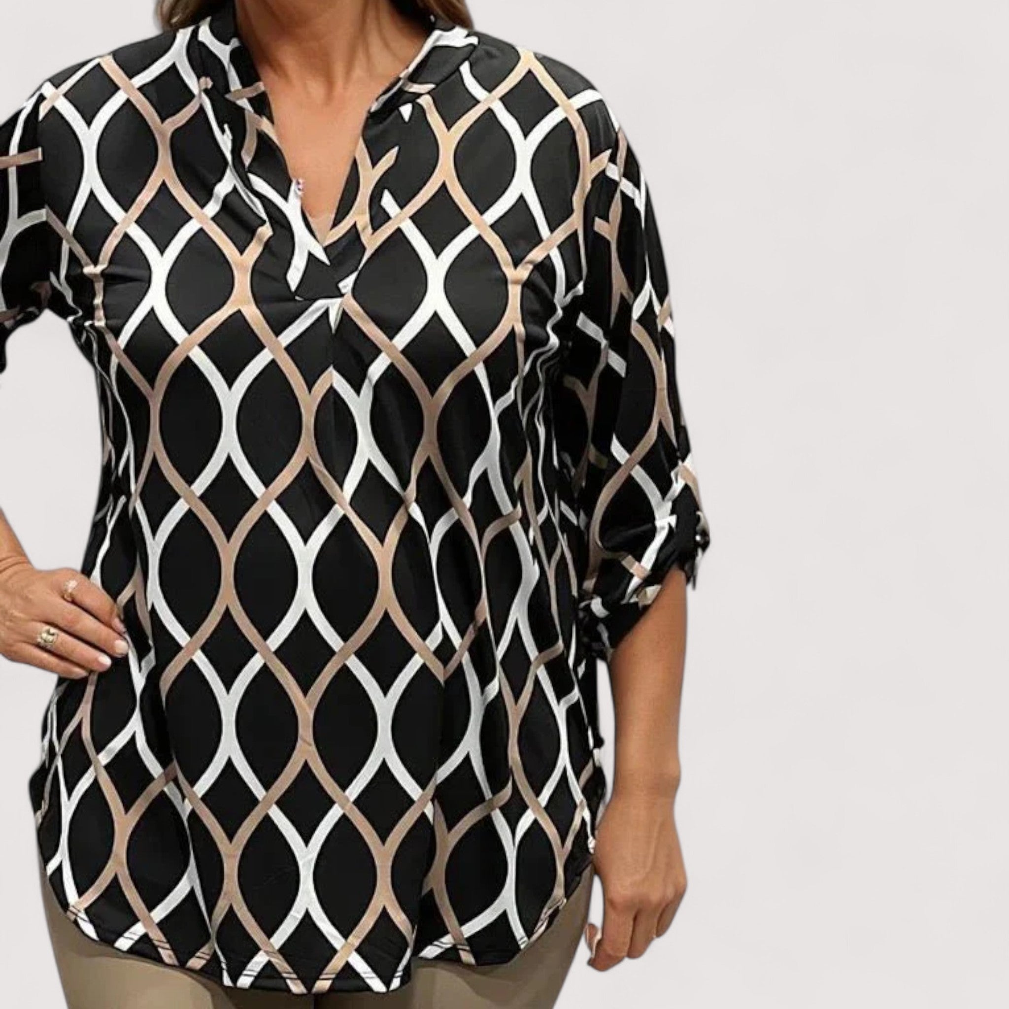 Alvilda™ | Bluse med elegant mønster